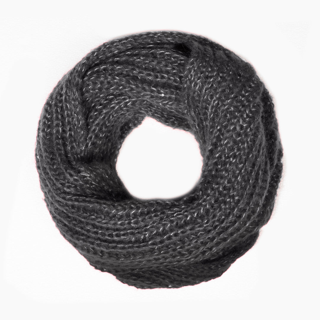 Orlare - knit collar with sequins