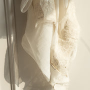 Gaia - Plain scarf with embroidered bands