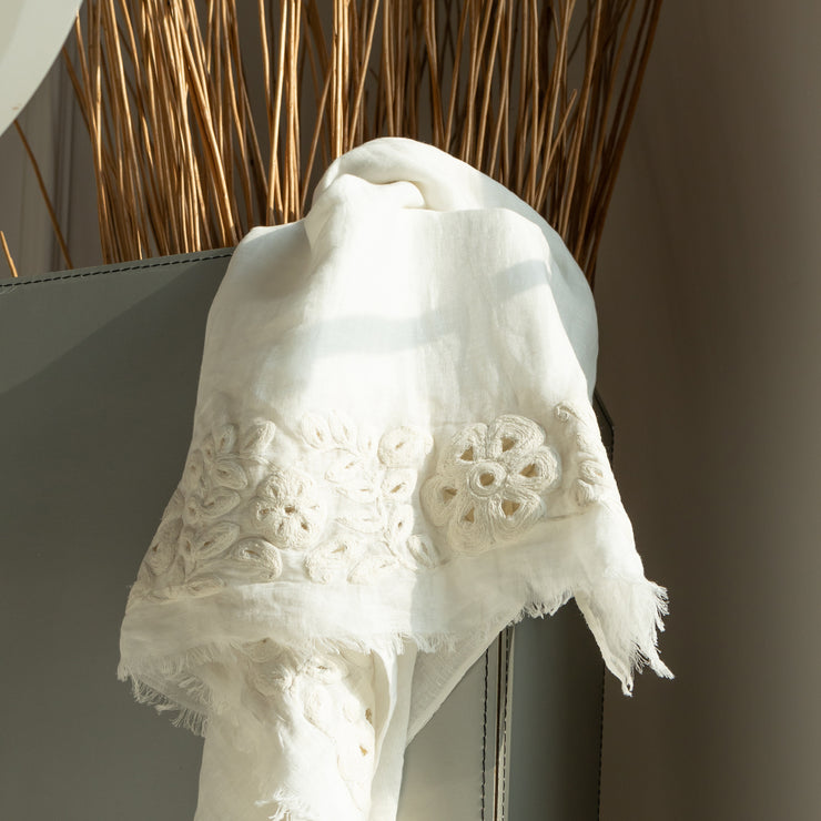 Gipsy - Plain scarf with embroidery