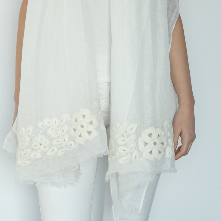 Gipsy - Plain scarf with embroidery